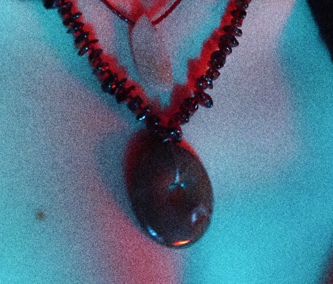 Garnet Chip Agate Disk